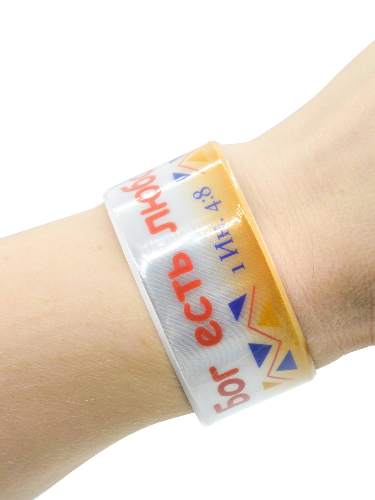 Слэп браслет светоотражающий, надпись «Бог есть любовь»