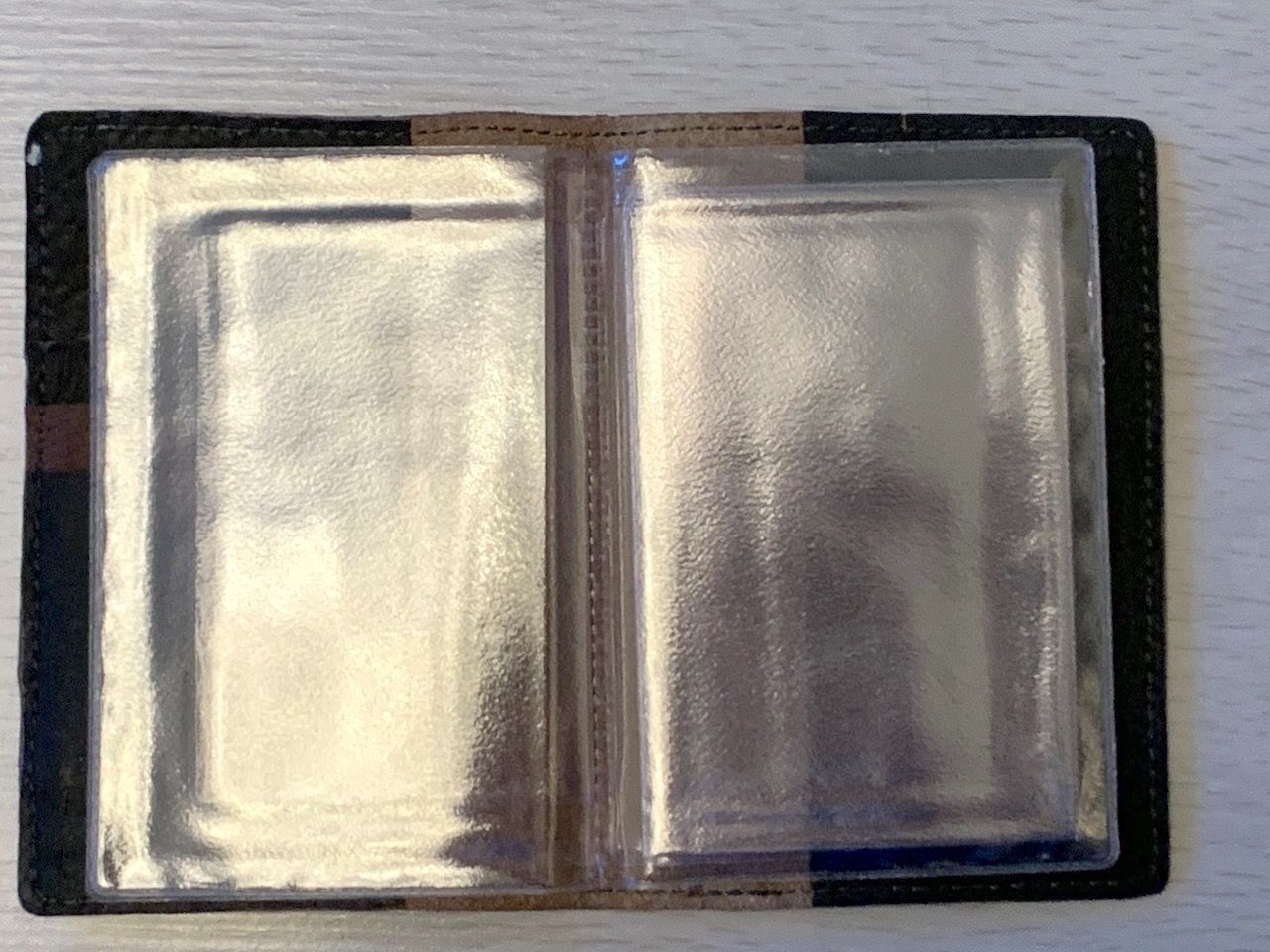 Обложка на водительские документы  (натуральная кожа),  термоштамп РЫБКА, + много дополнительный отделений, включая для страховки, для банковский карт, цвет черный металлик