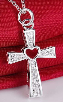 Кулон серебряный "Крест со стразами по середине сердце"  размер 23*30 мм, на цепочке с небольшими звеньями (длина 46 см), в специальном подарочном мешочке