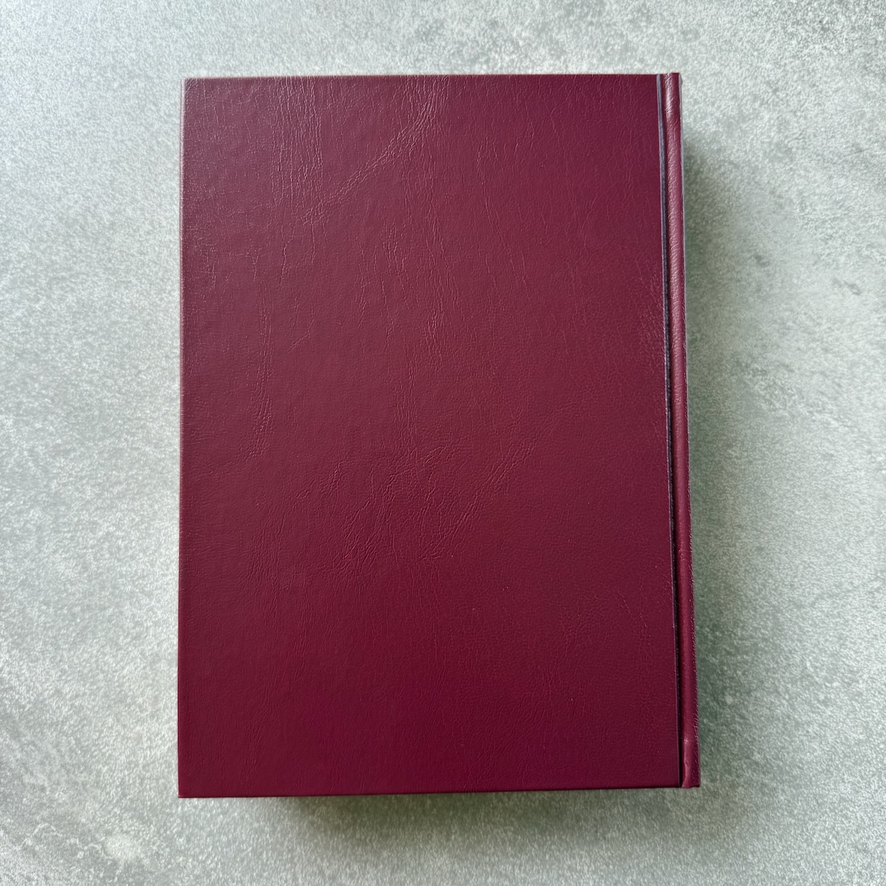 Библия 076 код 25076-2,  надпись "Библия" твердый переплет,  цвет бордо, размер 170x240 мм