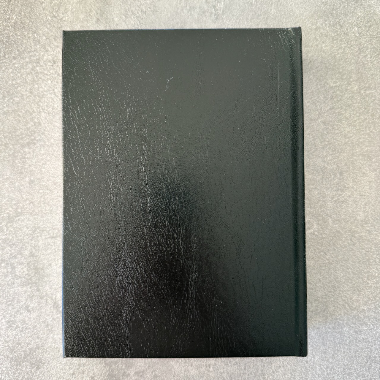 Библия с комментариями "Полноценная жизнь" 065, код 25065-1, твердый переплет, две закладки, цвет черный, цветные карты