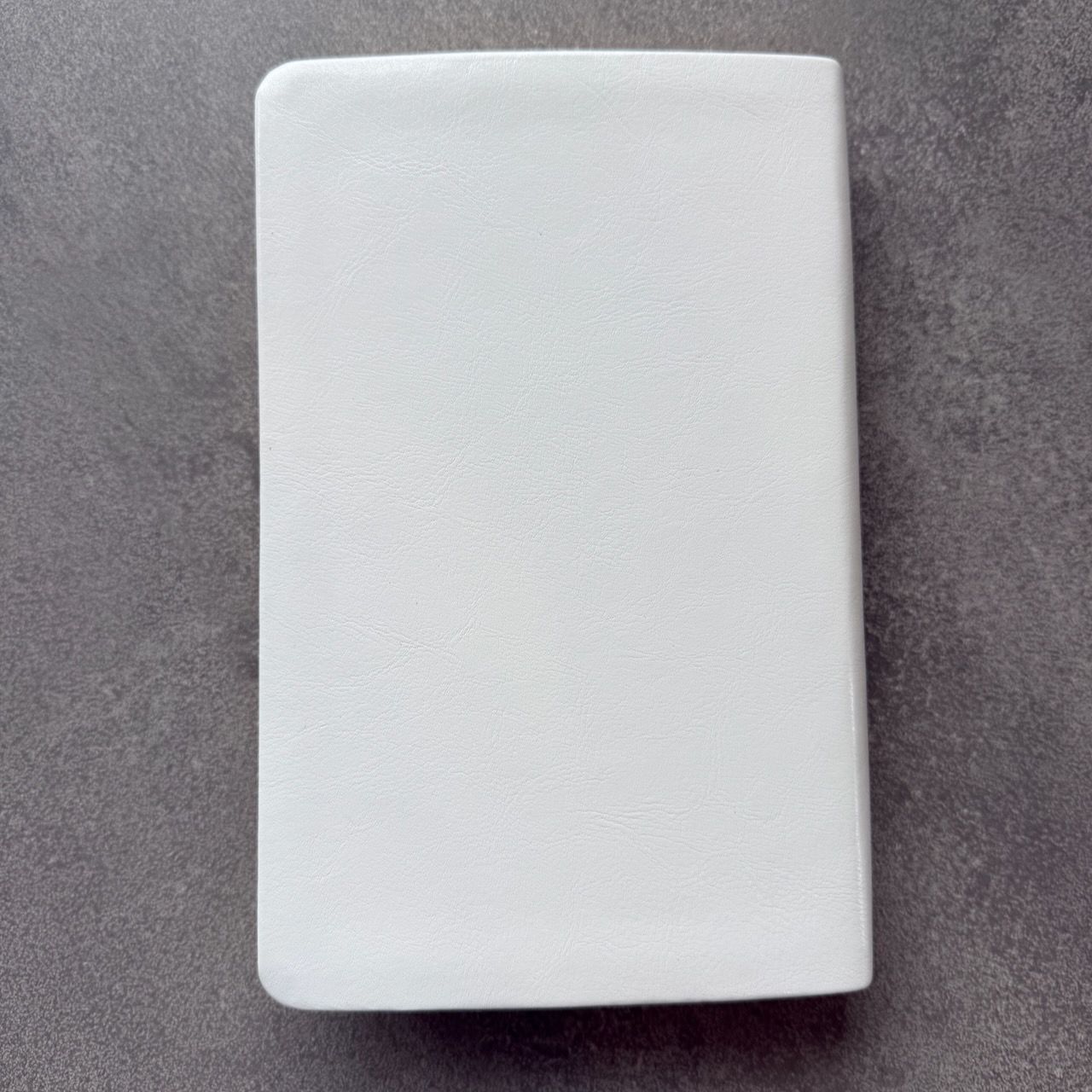 Библия 055 код 26055-45 термо рамка "Барокко", переплет из эко кожи, цвет белый, средний формат, 143*220 мм