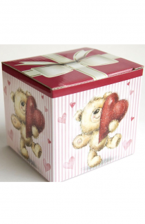 Подарочная цветная  коробка для кружки "мишка с сердцем"