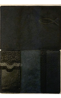 Обложка для паспорта "Бизнес", цвет черный (натуральная цветная кожа) , "Рыбка" 