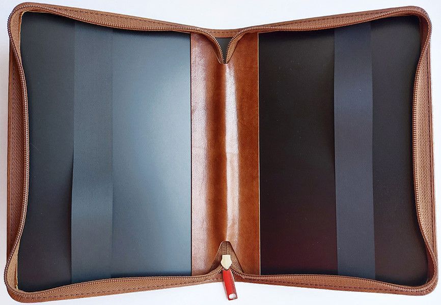 Чехол-сумка с ручкой на молнии для библии из эко кожи цвет светло-коричневый, размер 19*26 см.  Для библии 073-077 формата (17*24*35 мм)