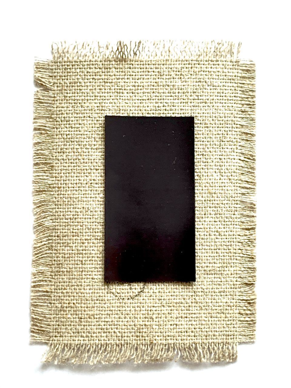 Магнит-картина свиток "Счастлив тот, кто счастлив у себя дома" А.Н. Толстой