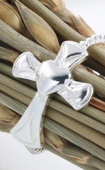 Кольцо с Крестом посередине сердечко, материал сталь, 17 размер, цвет "серебро"